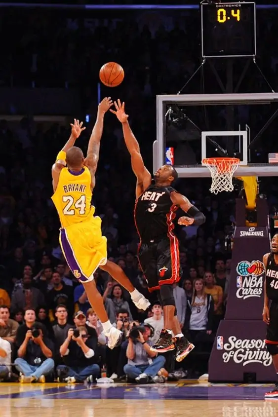Kobe Bryant Buzzer-Beater Highlights: Ice in His Veins Kobe Bryant Buzzer-Beater Highlights: Ice in His Veins